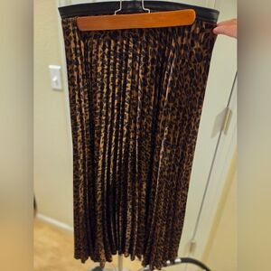Zara Leopard Print Pleated Skirt